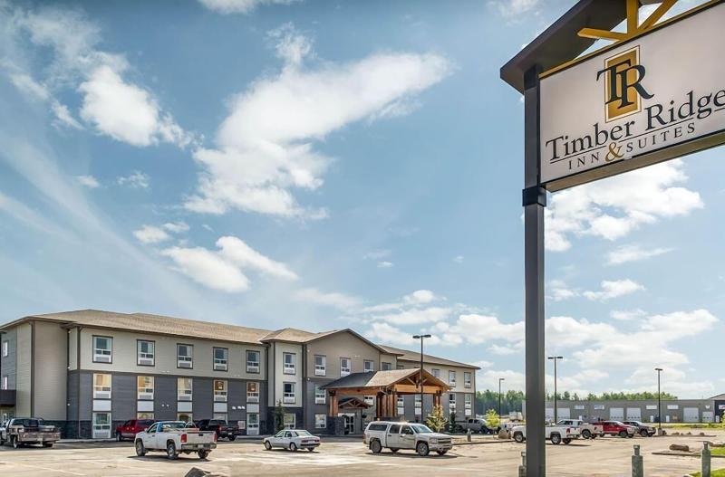 Timber Ridge Inn And Suites — general view