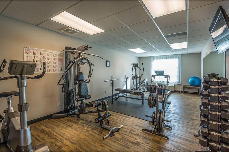 Timber Ridge Inn And Suites image