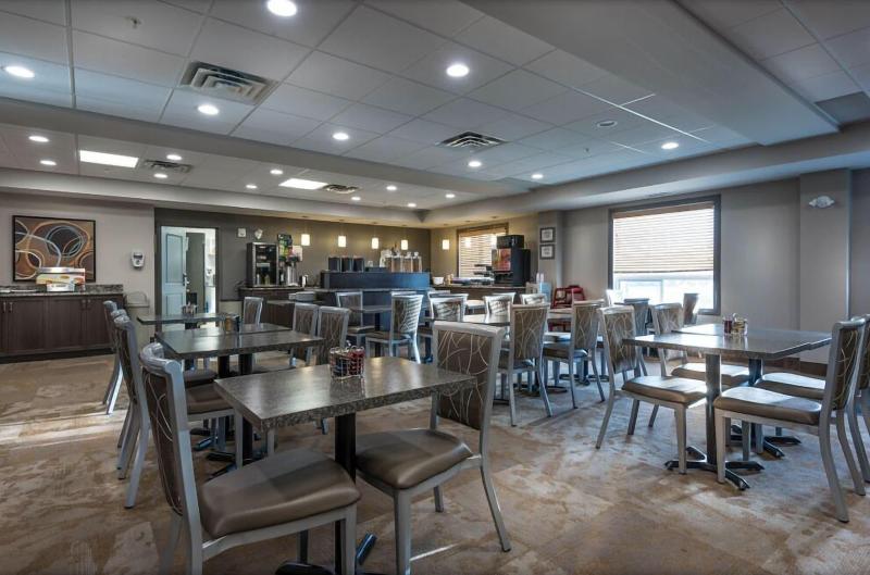 Timber Ridge Inn And Suites image