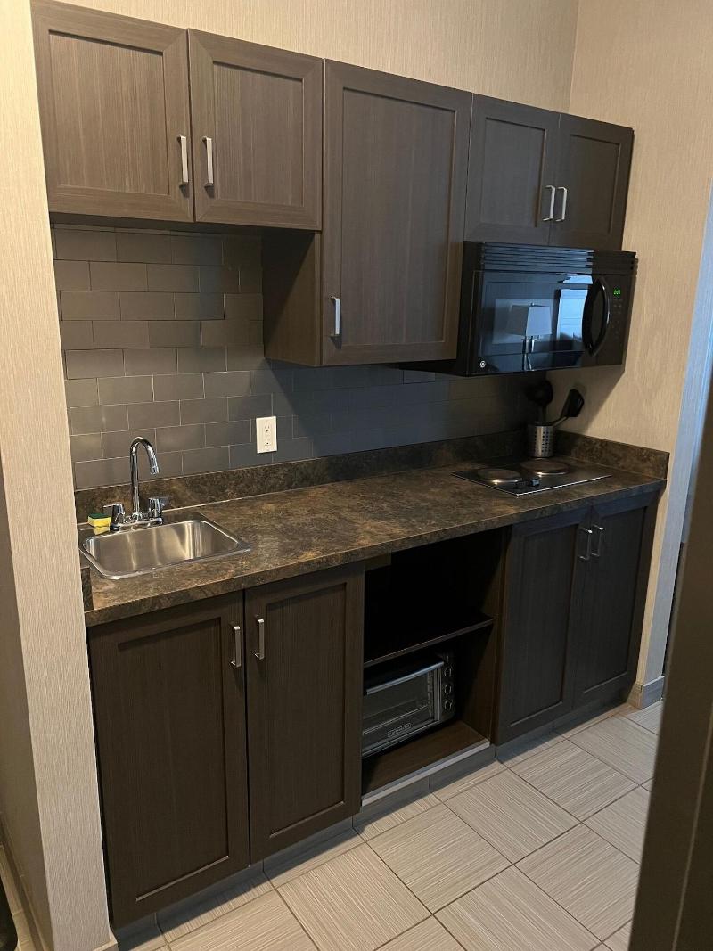 Timber Ridge Inn And Suites image