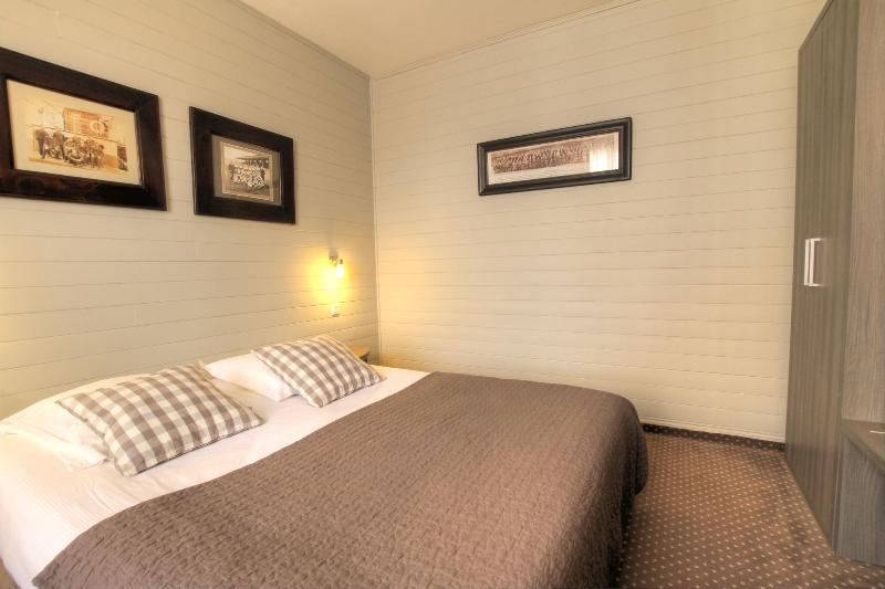 Hôtel & Spa Le Petit Castel Beuzeville-Honfleur image