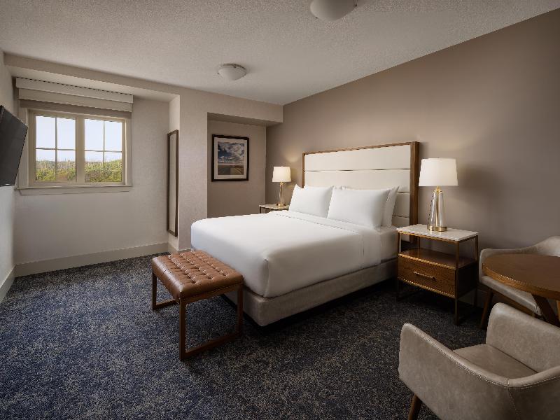 Pomeroy Hotel Fort Mcmurray image