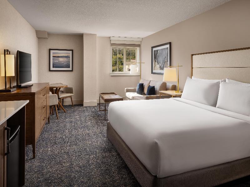 Pomeroy Hotel Fort Mcmurray image
