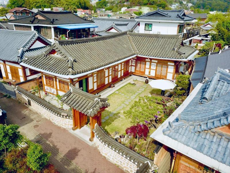 Hanok Hyeyum image