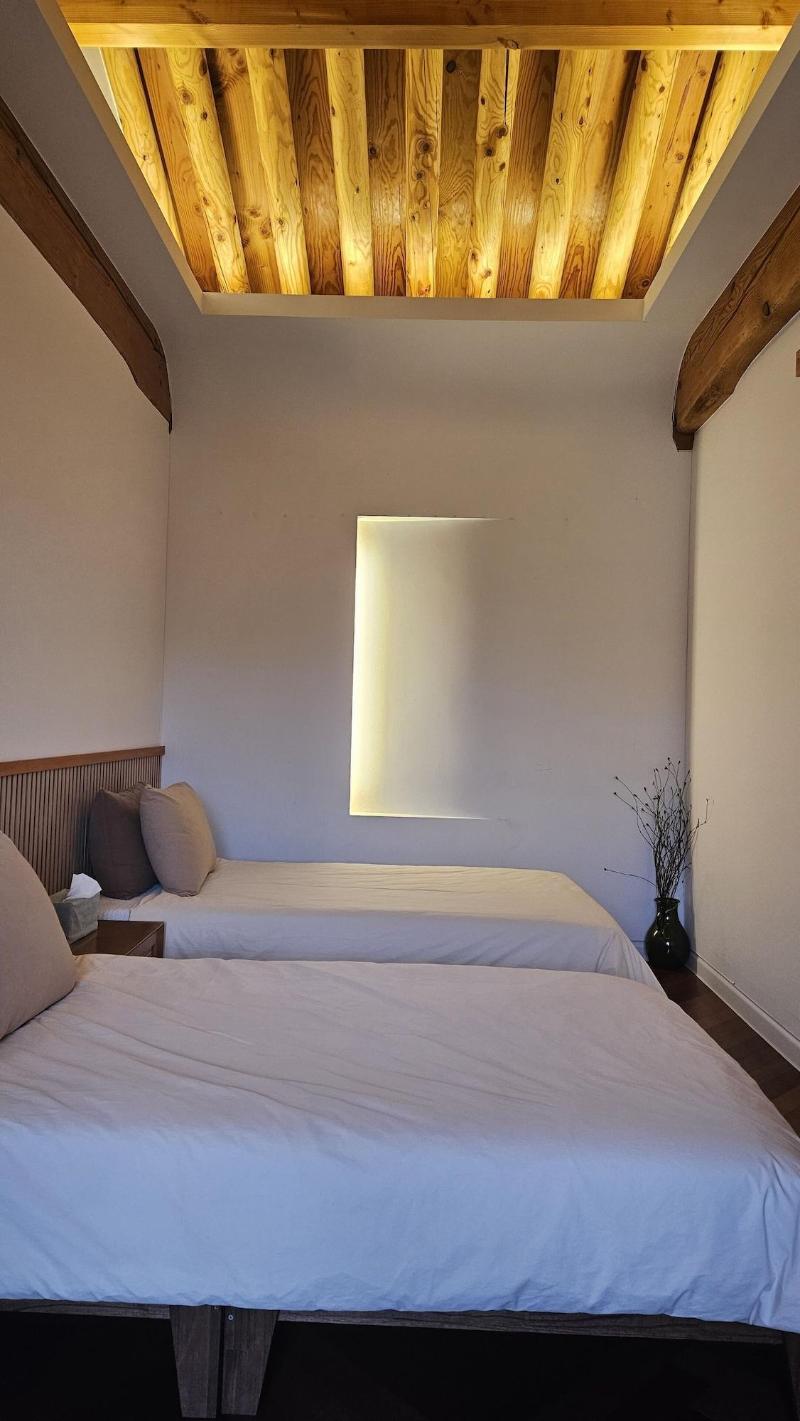 Soi Hanok Stay image