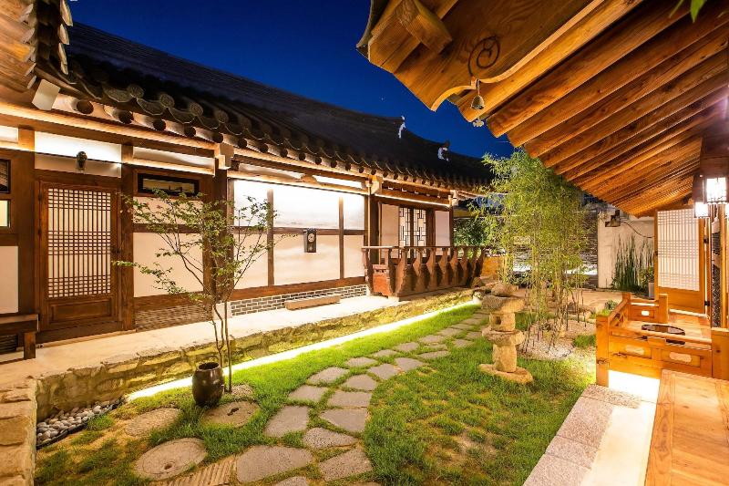 Soi Hanok Stay image