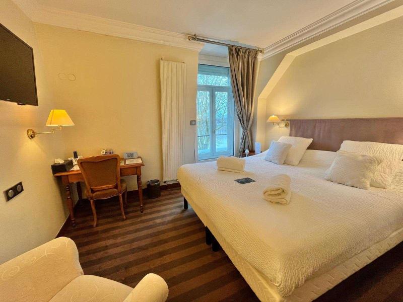 Hôtel du Rivage image
