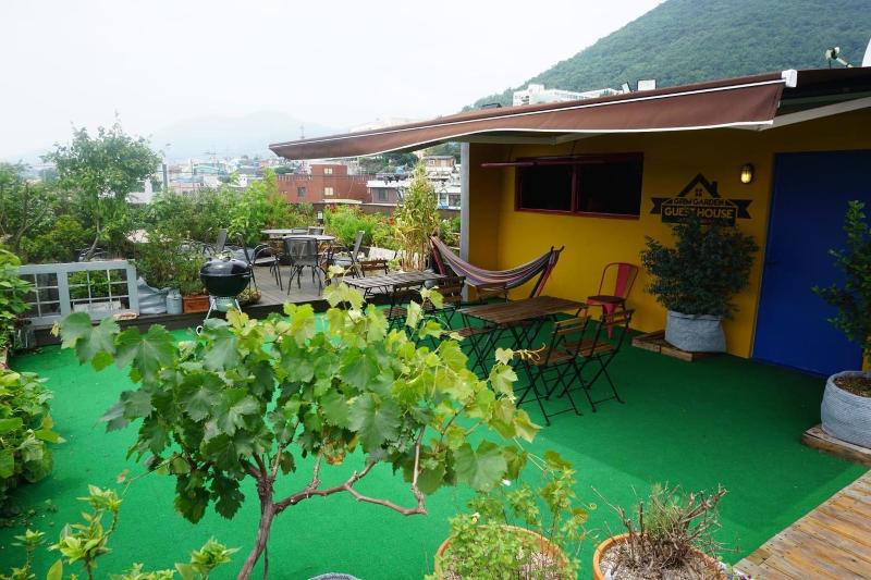 Grim Garden Guest House — general view