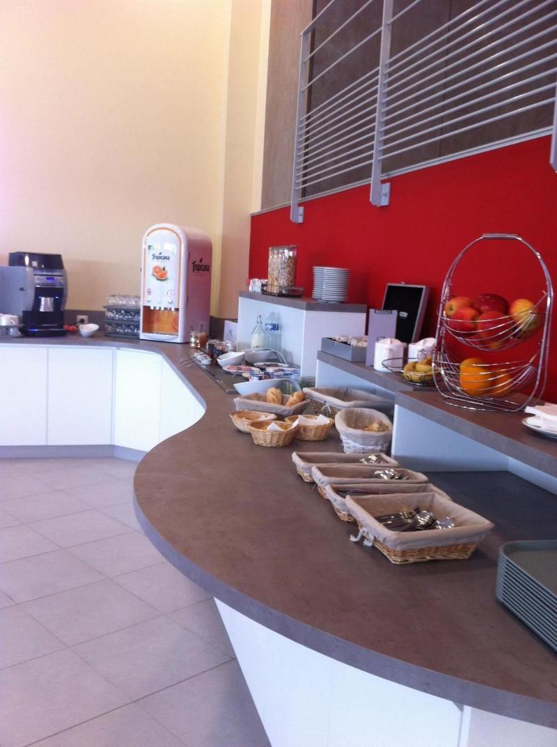 Brit Hotel Montargis image