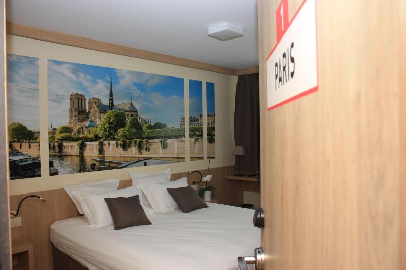 Brit Hotel Montargis image