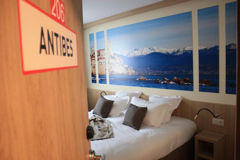 Brit Hotel Montargis image