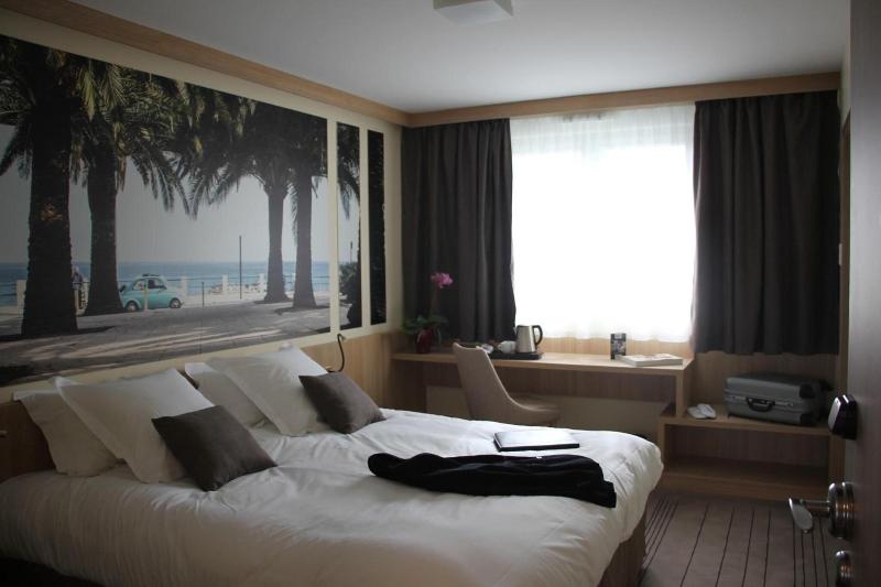 Brit Hotel Montargis image