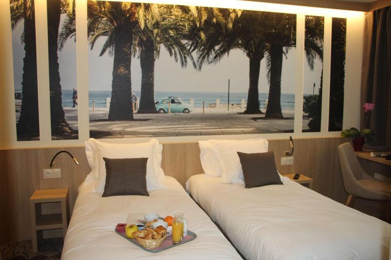 Brit Hotel Montargis image