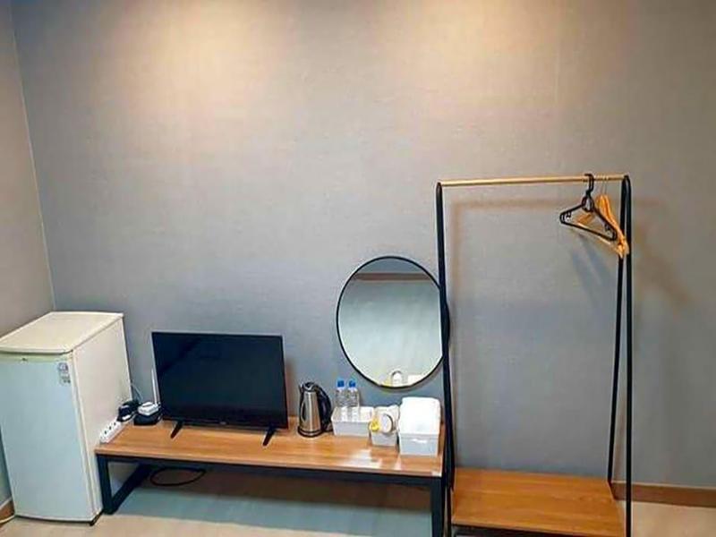 Green Resortel image