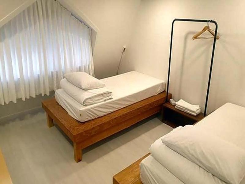 Green Resortel image