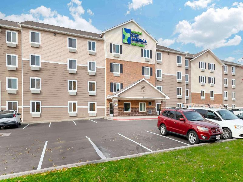 Woodspring Suites Kansas City Stadium image