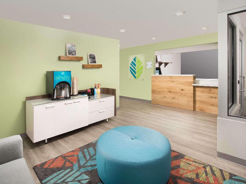 Woodspring Suites Kansas City Stadium image