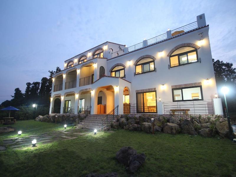 Nomad Pension In Jeju