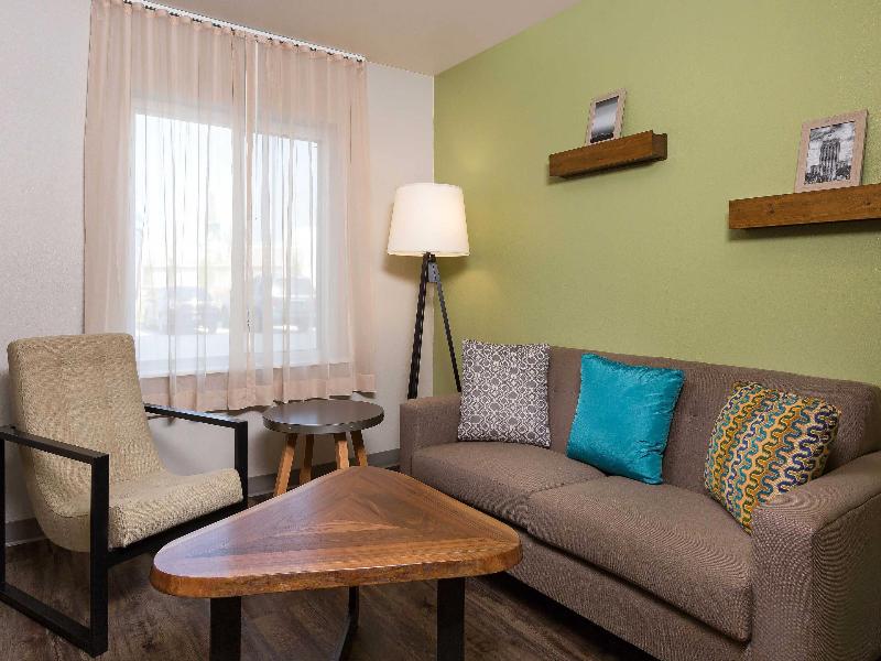 Woodspring Suites Houston Iah Airport image