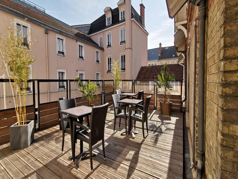 Logis Hôtel et spa Le Renard Châlons-en-Champagn image