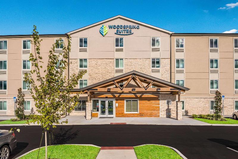 Woodspring Suites Davenport Fl image