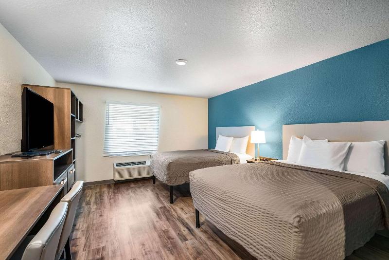 Woodspring Suites Davenport Fl image