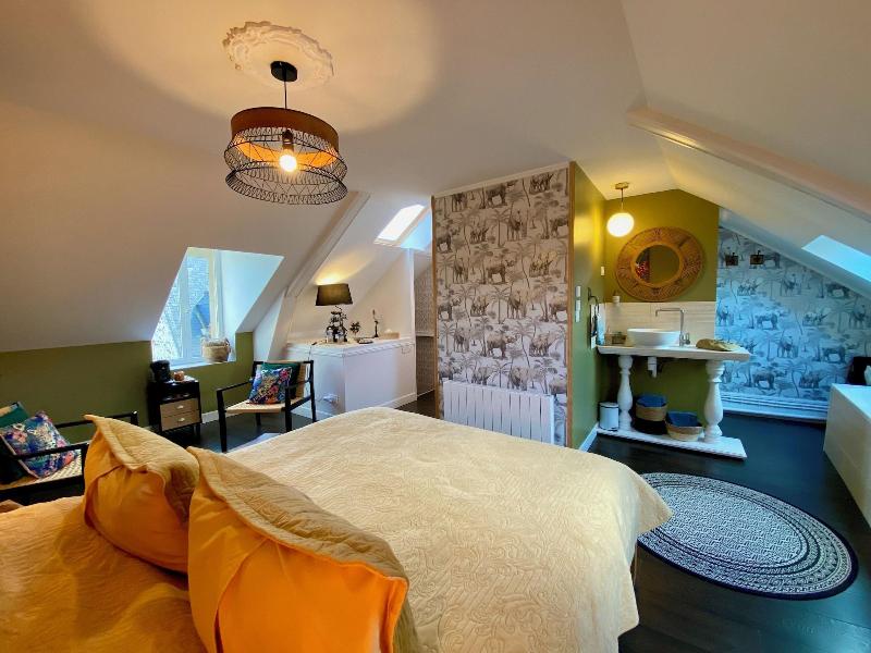 Hôtel le Clos de la Chapelle image
