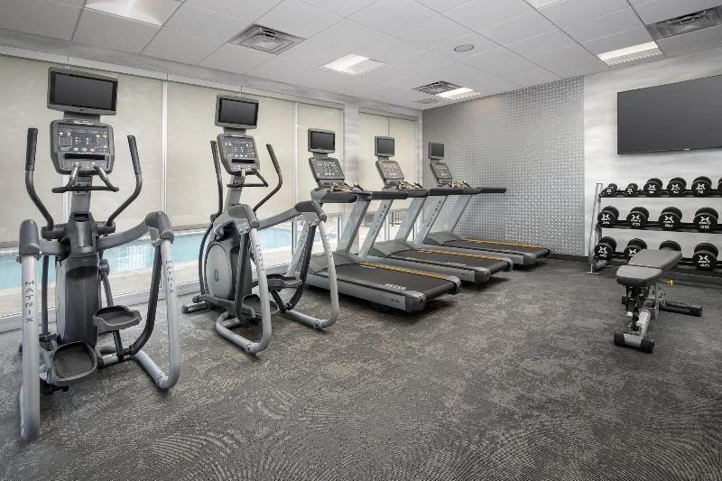 Fairfield Inn & Suites by Marriott Knoxville Lenoi image