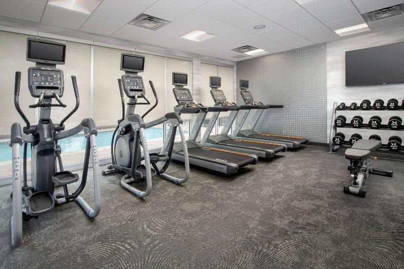 Fairfield Inn & Suites by Marriott Knoxville Lenoi image