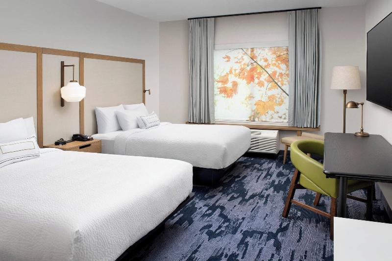 Fairfield Inn & Suites by Marriott Knoxville Lenoi image