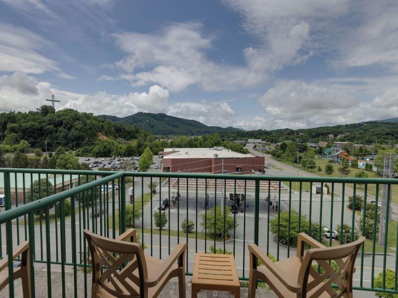 Park Grove Inn