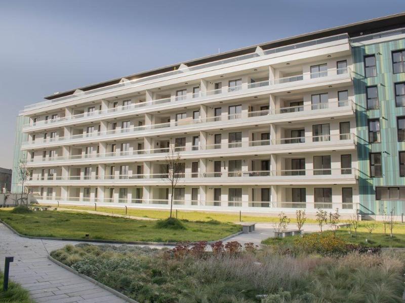 Ares Aparthotel
