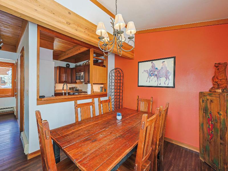 Tennis Townhome 2 Bed 2.5 Bath image