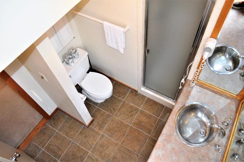 Tennis Townhome 2 Bed 2.5 Bath image