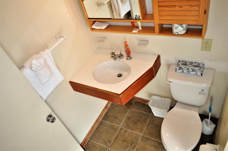 Tennis Townhome 2 Bed 2.5 Bath image