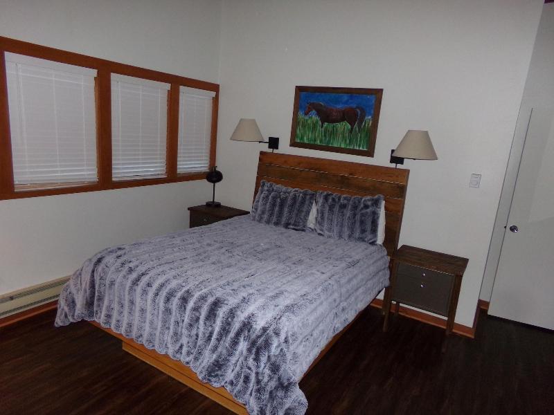 Tennis Townhome 2 Bed 2.5 Bath image