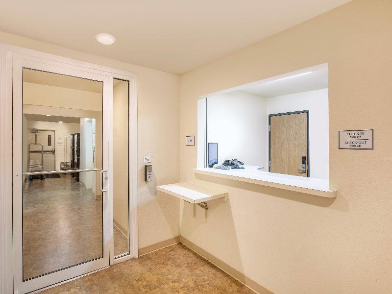 WoodSpring Suites Jacksonville Beach Blvd.