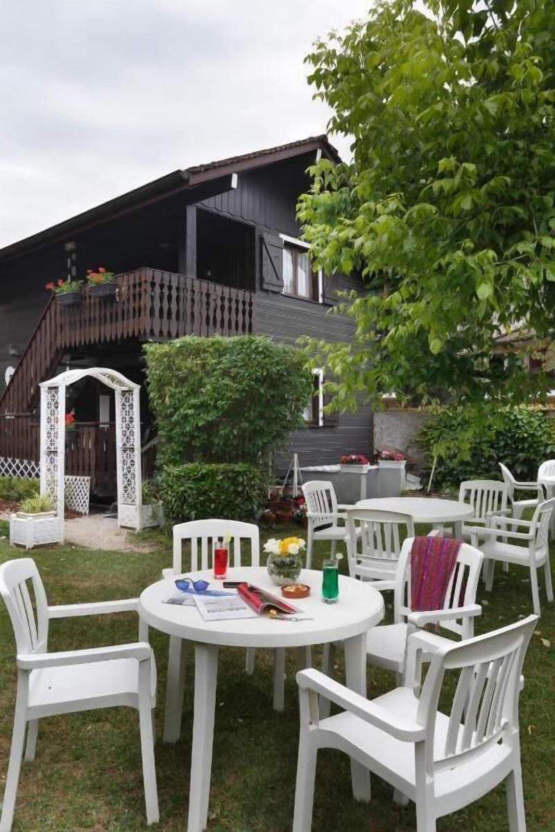Hôtel A l'Ombre des Marronniers image