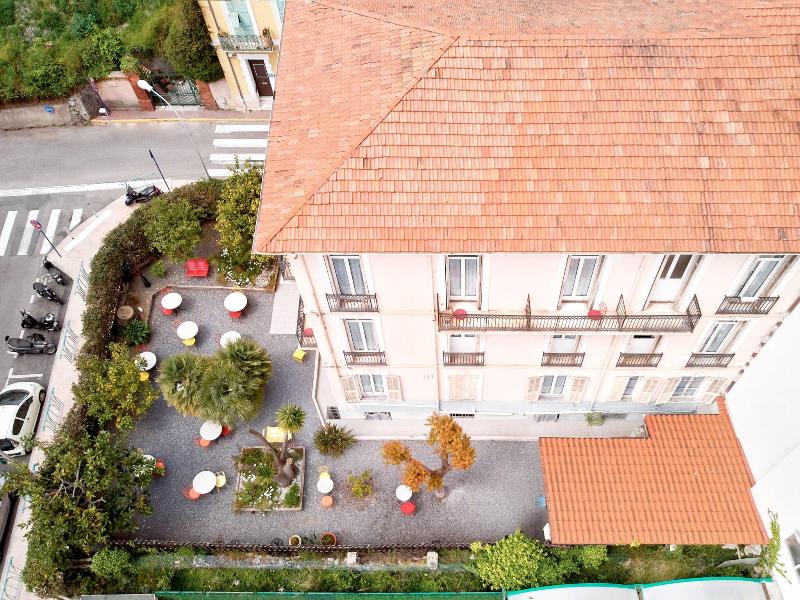 Hôtel Lemon image