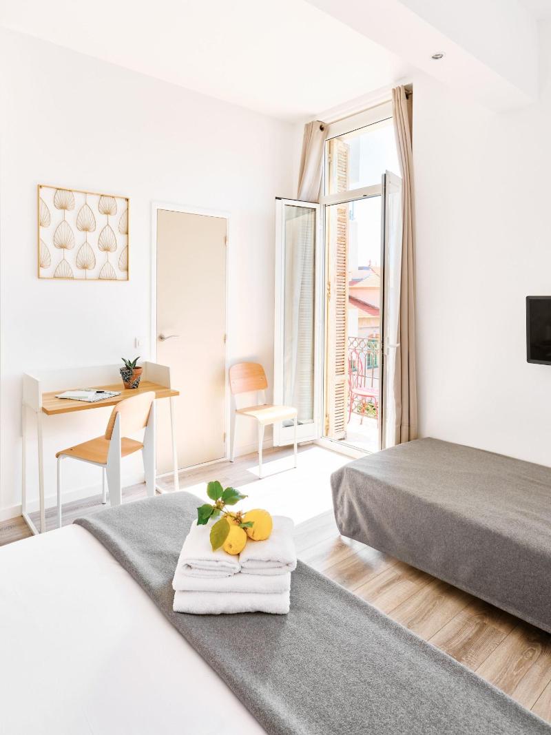 Hôtel Lemon image