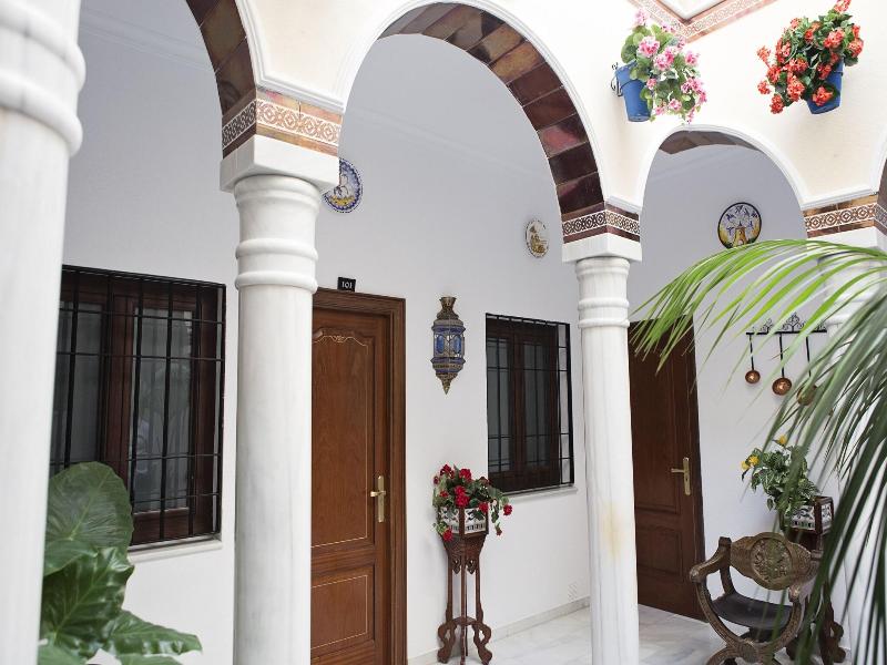 Casa De Los Faroles image