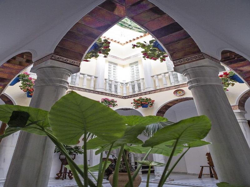 Casa De Los Faroles image