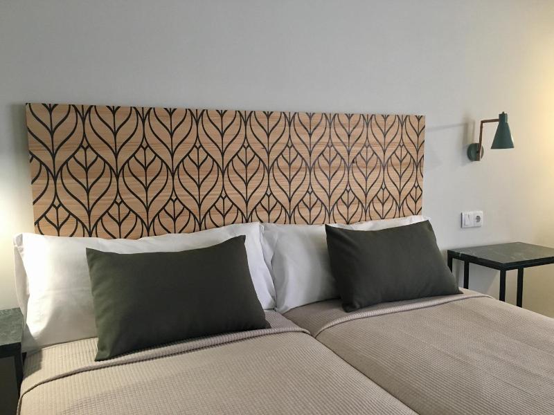 Md Design Hotel Portal Del Real image