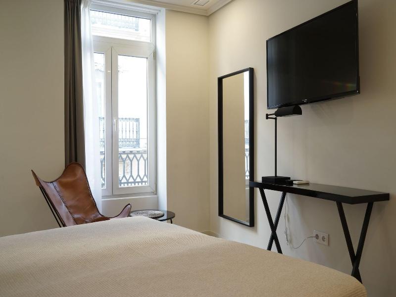 Md Design Hotel Portal Del Real image