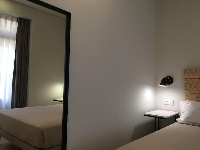 Md Design Hotel Portal Del Real image