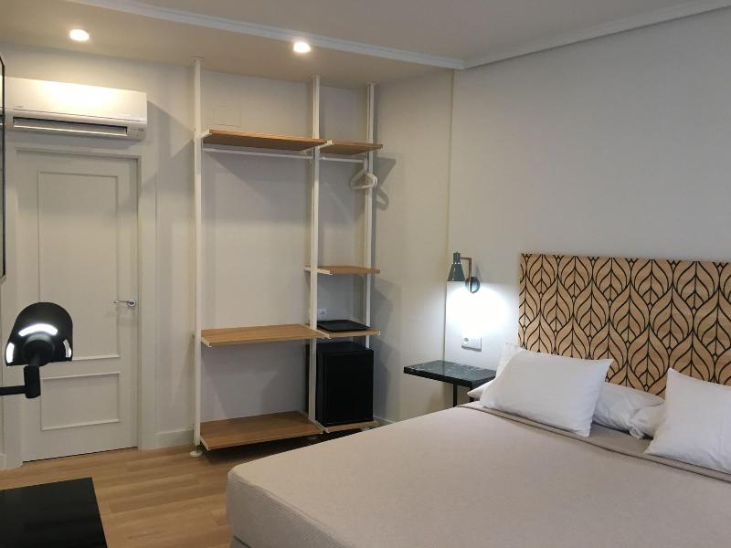 Md Design Hotel Portal Del Real image