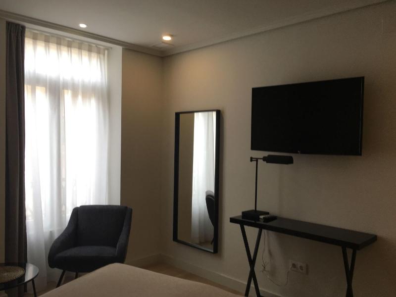 Md Design Hotel Portal Del Real image