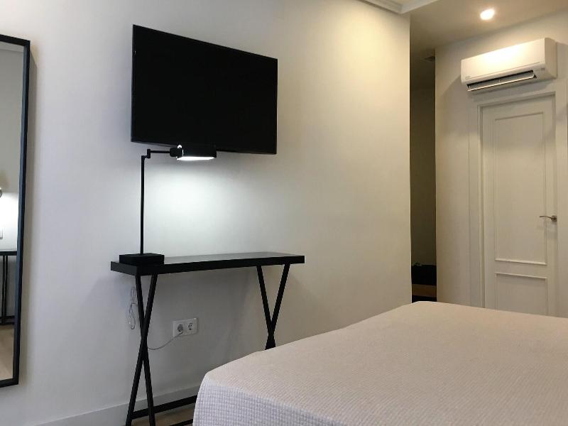 Md Design Hotel Portal Del Real image