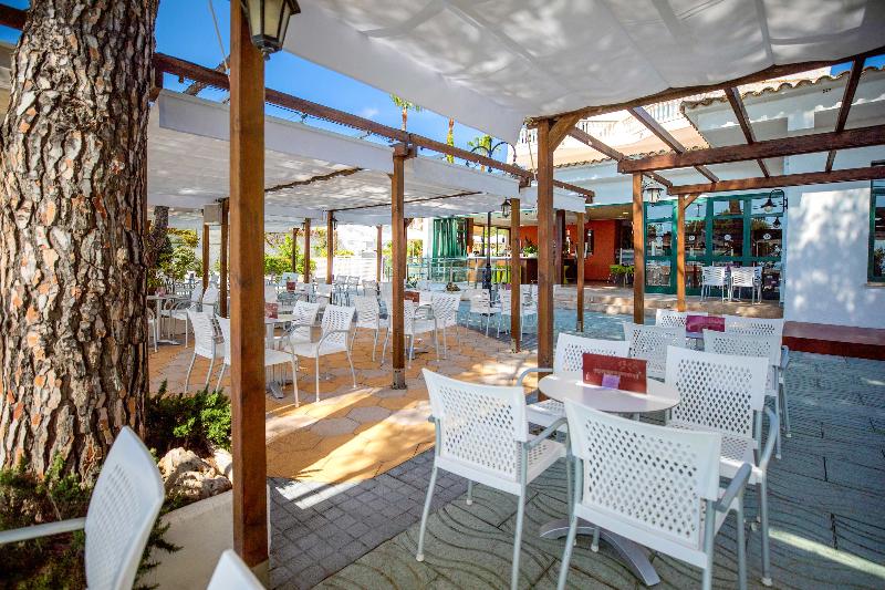 Hotel Servigroup Romana image
