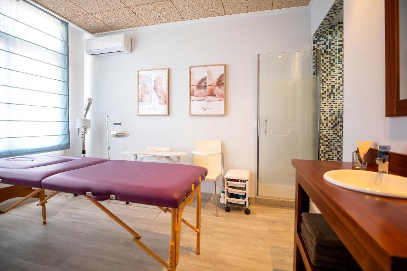 Hotel Servigroup Romana image